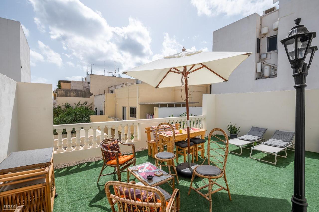 Close To Airport, Double Bedroom, Sofa-Bed, Private Bathroom For Adults And Children Aged 10 And Over Only Gudja Esterno foto
